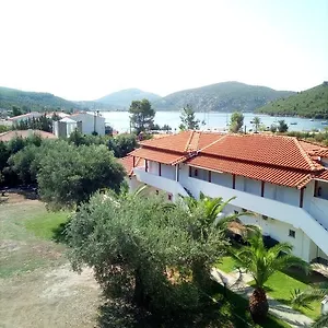 επισκεφθείτε το ξενοδοχείο