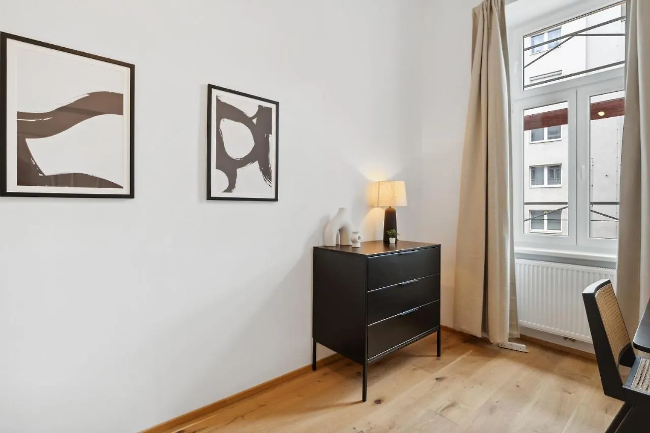 Center Wien Designer Central Modern Apartment 0*, Vienna